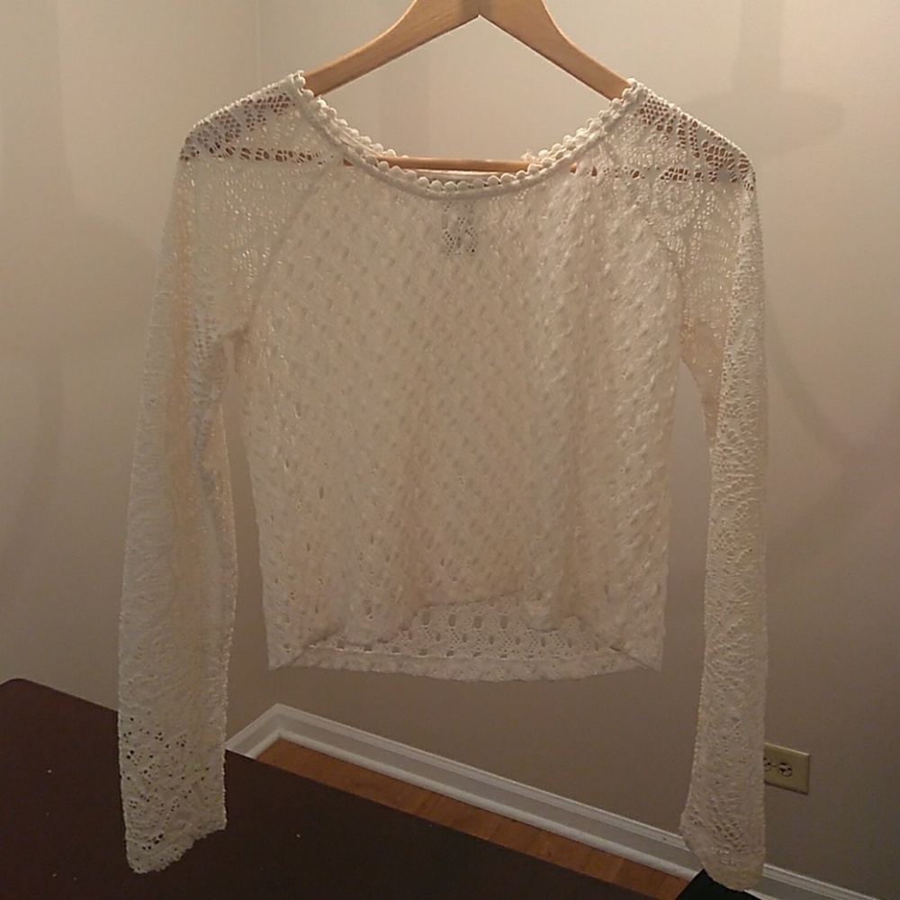 Knit long sleeve top